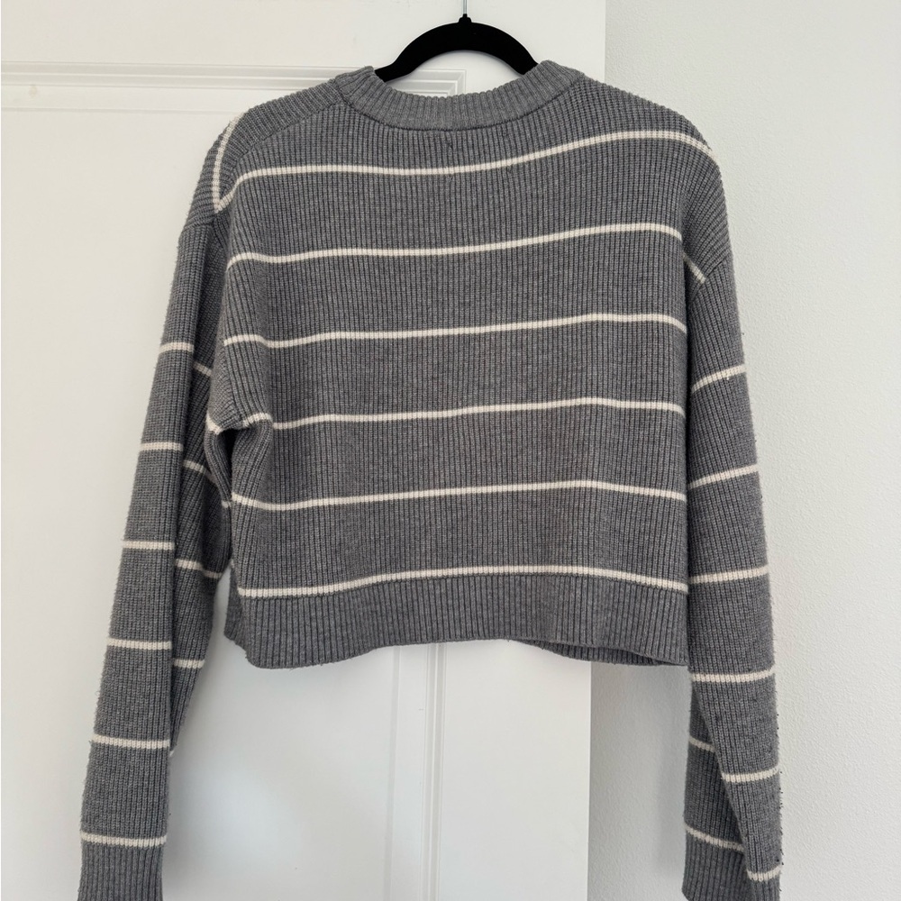Zara girls striped grey & white crewneck cropped sweater size 13 14 years